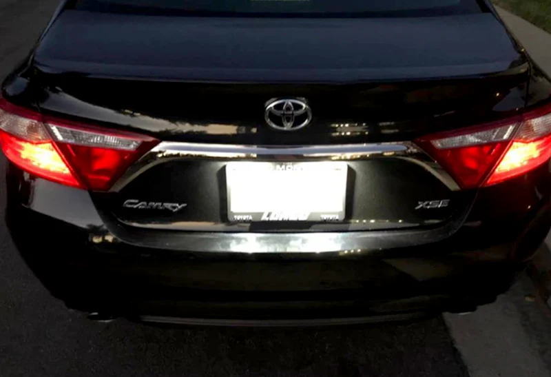 2012-2017 Toyota Camry / 2013 - 2015 Avalon Bright White 18-SMD LED License Plate Lights (2pcs) - Image 5