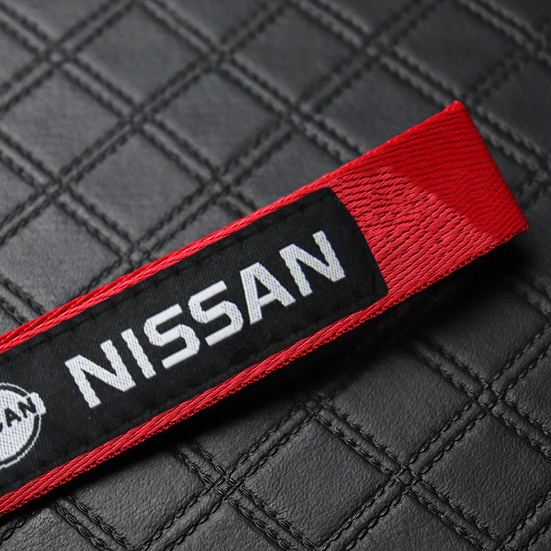 Nissan Set Red Keychain Metal Key Ring with Black Carbon Fiber Look Seat Belt Covers - Image 10