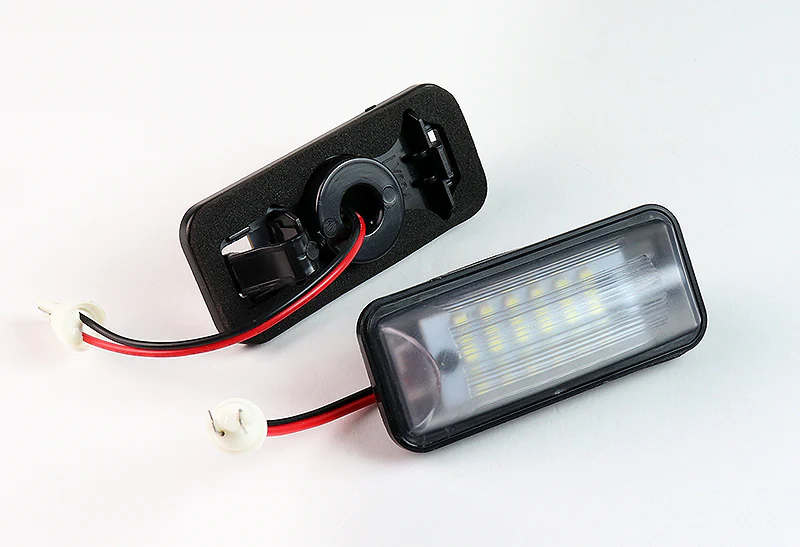 2013-2020 Subaru BRZ / WRX / Impreza / Legacy White 18-SMD LED License Plate Lights (2pcs) - Image 3