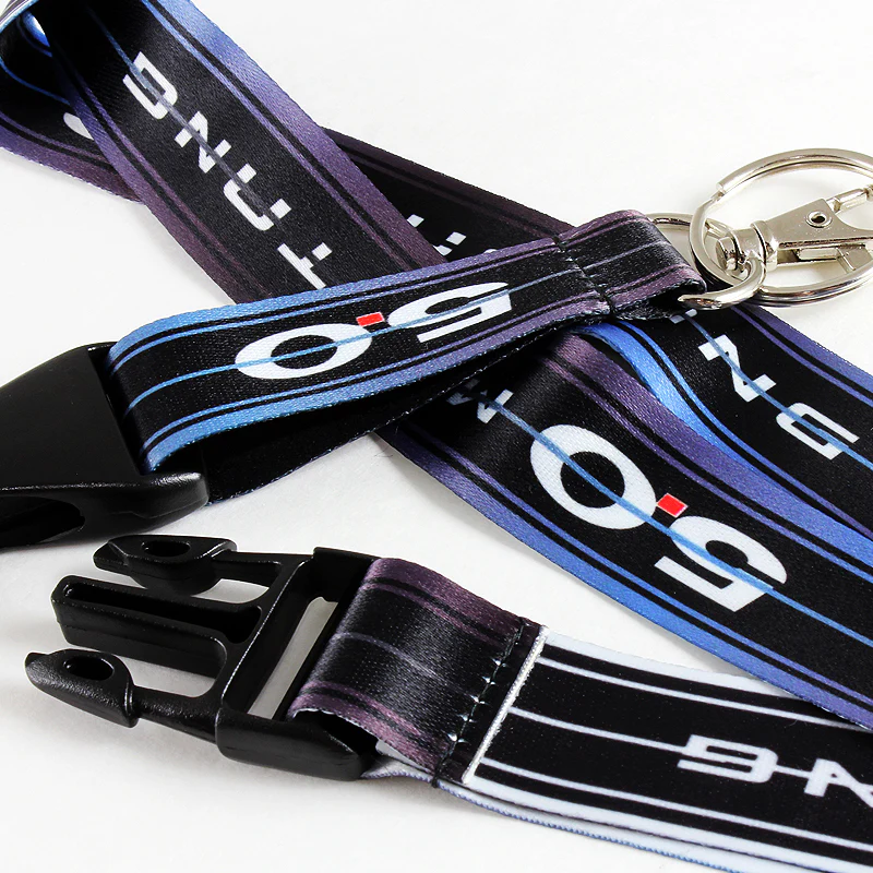 Ford Mustang Set Black Carbon Fiber Look Seat Belt Cover X2 with Mustang 5.0 Keychain Lanyard - Image 3