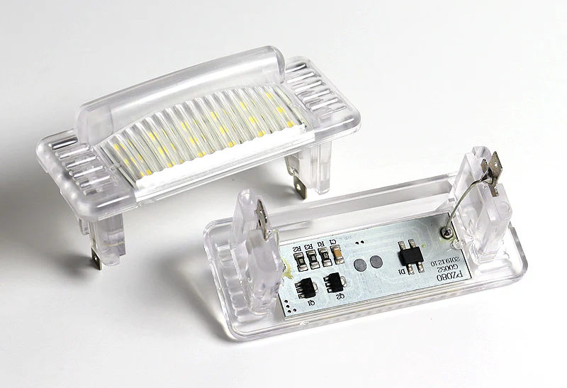 Mercedes-Benz / Dodge / Freight Liner Sprinter 2500 3500 6000K White LED License Plate Lights (2pcs) - Image 2