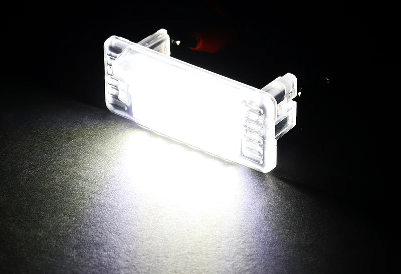 Mercedes-Benz / Dodge / Freight Liner Sprinter 2500 3500 6000K White LED License Plate Lights (2pcs) - Image 4