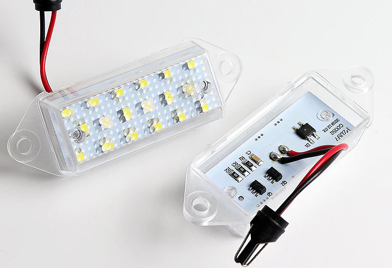 Mitsubishi Lancer Evolution X White 18-SMD 6000K LED License Plate Lights (2pcs) - Image 3