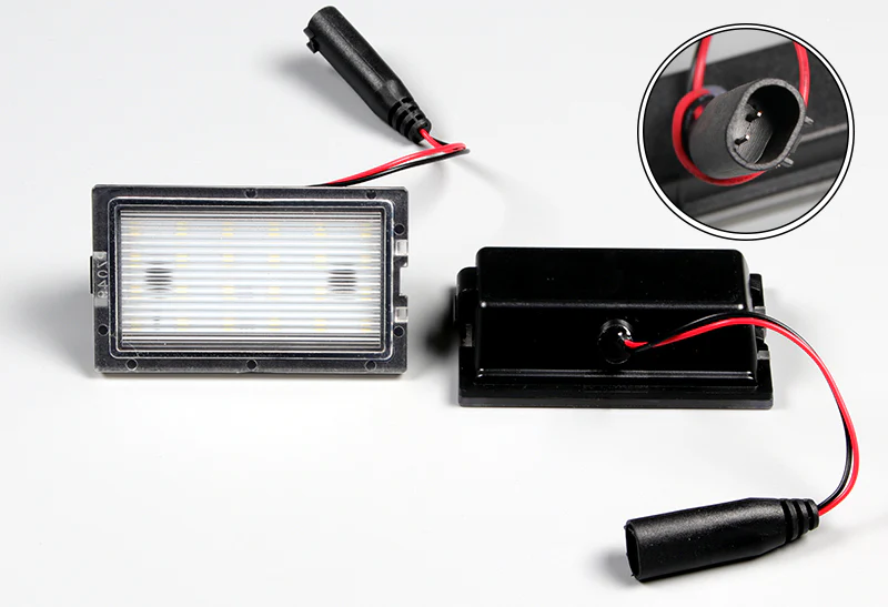 Range Rover Sport Discovery L320 LR2 LR3 LR4 White LED License Plate Lights (2pcs) - Image 3